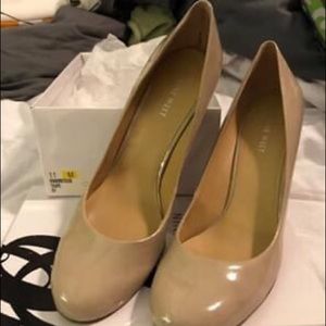 Nine West Taupe Pumps